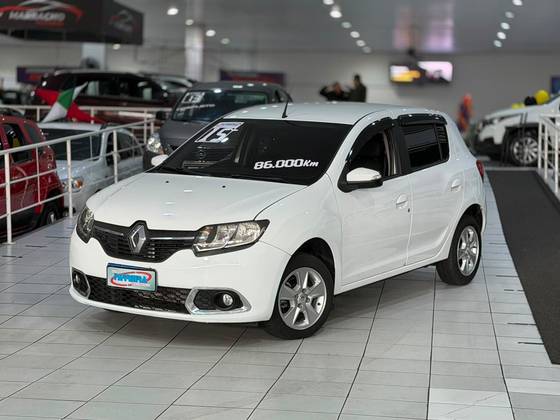RENAULT SANDERO 1.6 DYNAMIQUE 8V FLEX 4P MANUAL RENAULT SANDERO 1.6 DYNAMIQUE 8V FLEX 4P MANUAL